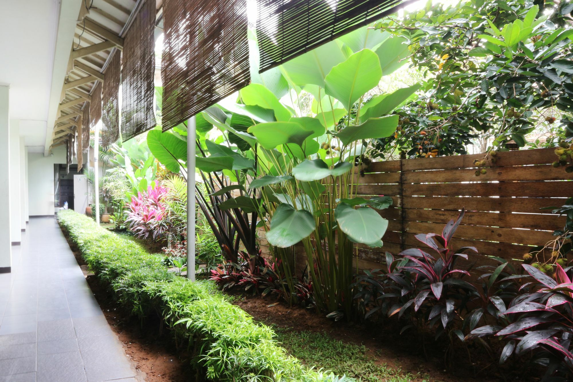 Wisma Bogor Permai エクステリア 写真