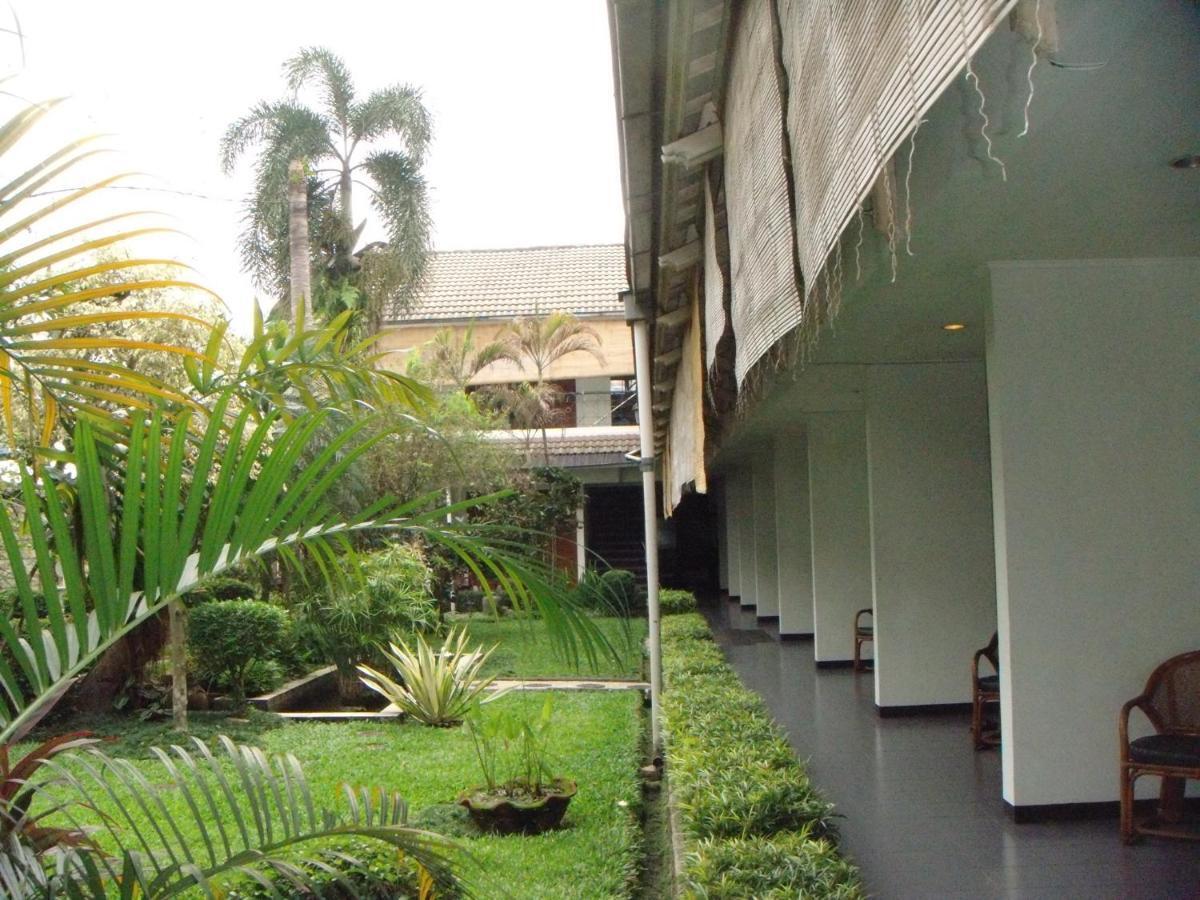 Wisma Bogor Permai エクステリア 写真