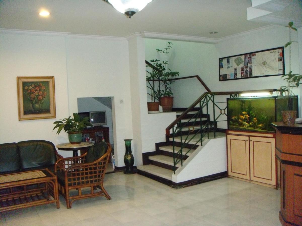Wisma Bogor Permai エクステリア 写真